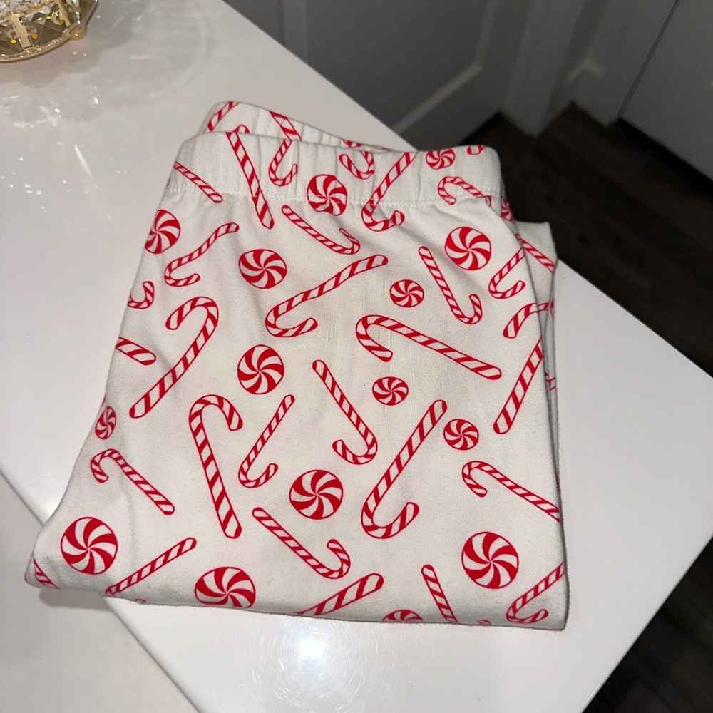 cAnDy cAnE Christmas leggings ♥️